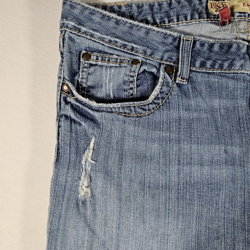 BKE Jeans Womens 34 x 31.5 Kate Light Wash Stretch Bootcut Denim Distressed - Picture 12 of 13